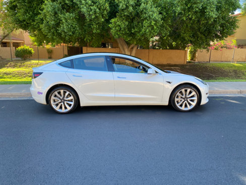 Used 2018 Tesla Model 3 Long Range image 8