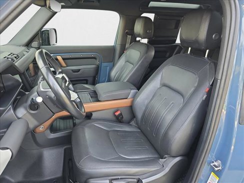 Used 2021 Land Rover Defender 90 X-Dynamic S image 14