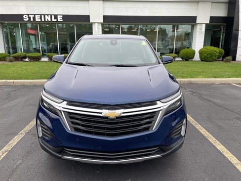 Used 2022 Chevrolet Equinox LT image 2