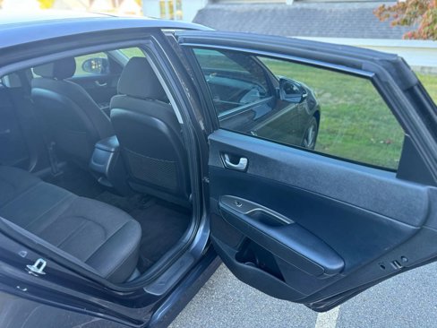 Used 2019 Kia Optima LX w/ LX Premium Package image 14