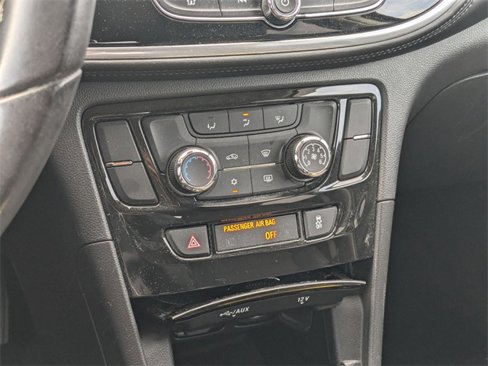 Used 2021 Buick Encore Preferred w/ Safety Package image 22