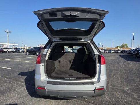 Used 2014 GMC Terrain SLE image 13