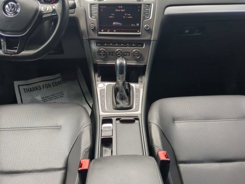 Used 2016 Volkswagen e-Golf SEL Premium image 43