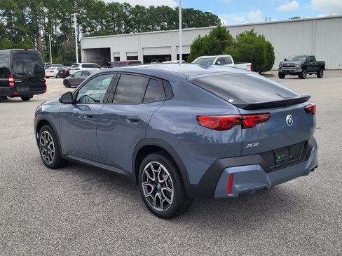 New 2025 BMW X2 xDrive28i w/ Convenience Package image 4