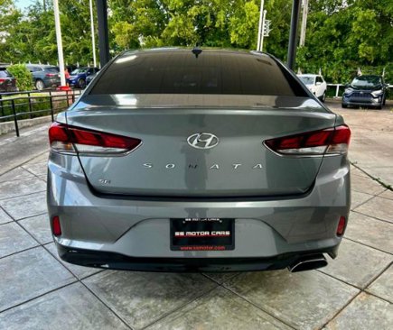 Used 2018 Hyundai Sonata SE image 3