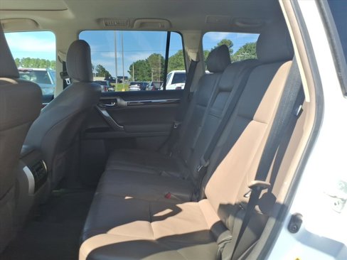 Used 2017 Lexus GX 460 Premium image 20