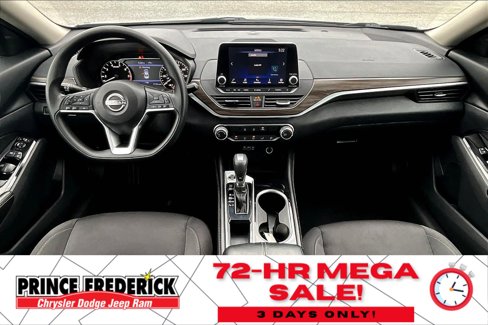 Used 2023 Nissan Altima 2.5 SV image 14