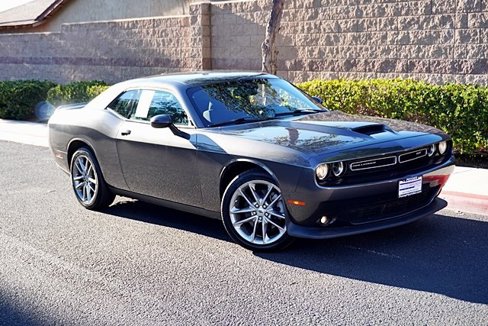 Used 2022 Dodge Challenger GT image 3