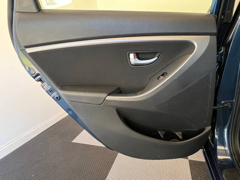 Used 2016 Hyundai Elantra GT image 9