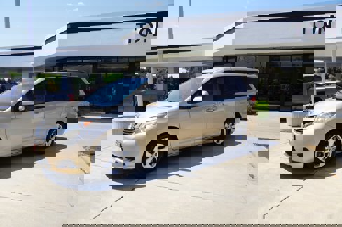 Used 2014 Toyota Sienna LE image 4