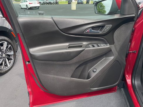 Used 2019 Chevrolet Equinox LT image 19