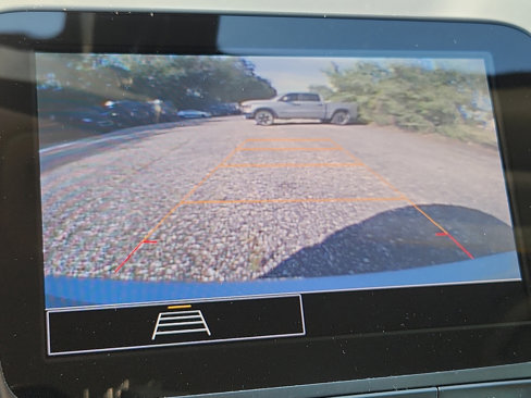 Used 2022 Chevrolet Malibu LT image 25