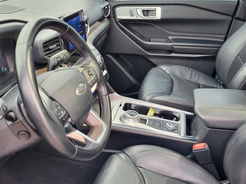 Used 2020 Ford Explorer Platinum image 10