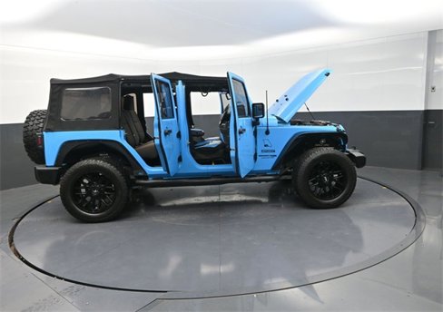 Used 2018 Jeep Wrangler Unlimited Sport w/ Connectivity Group image 42