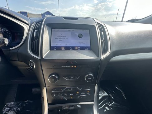 Used 2020 Ford Edge SEL image 13