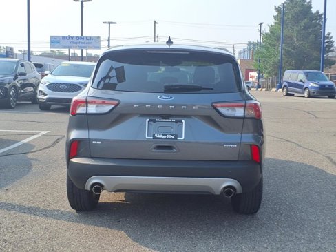 Certified 2022 Ford Escape SE w/ Cold Weather Package image 6