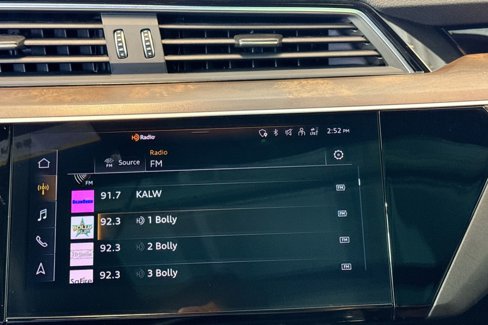 Used 2023 Audi e-tron Premium Plus w/ Premium Plus Package image 15