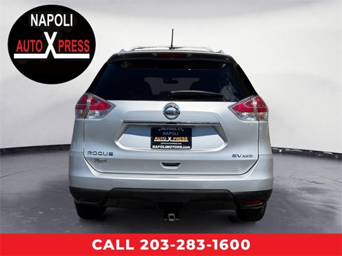 Used 2016 Nissan Rogue SV image 4