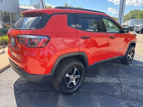 Used 2018 Jeep Compass Sport w/ Cold Weather Group image 7