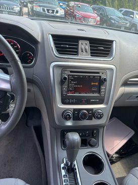 Used 2014 GMC Acadia SLE image 8