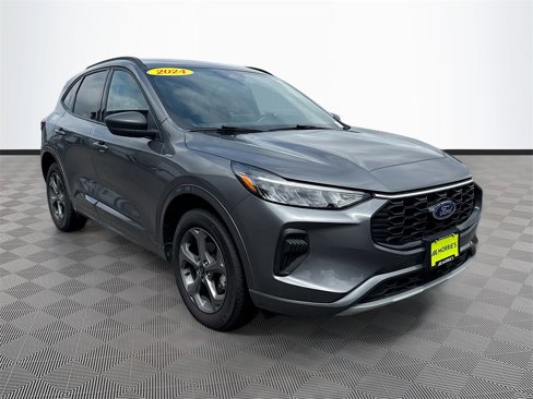 Used 2024 Ford Escape ST-Line image 3