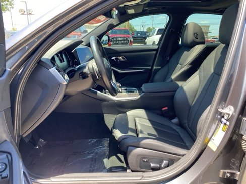 Used 2020 BMW 330i Sedan w/ Driving Assistance Package image 14
