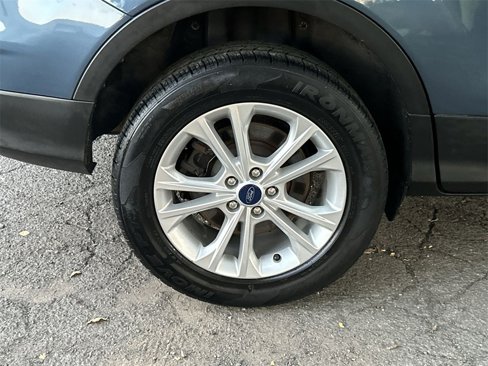 Used 2018 Ford Escape SE image 12