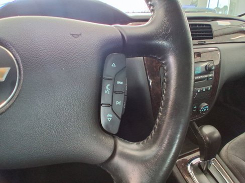 Used 2014 Chevrolet Impala LT image 16
