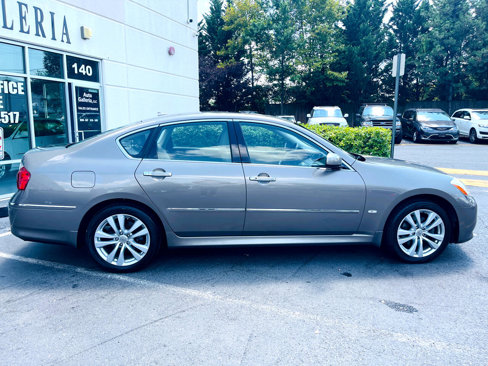 Used 2010 INFINITI M35 x w/ Technology Pkg image 8