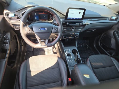 Used 2023 Ford Escape ST-Line Select image 18
