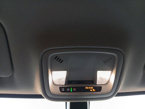 Used 2020 Chevrolet Traverse LS image 19