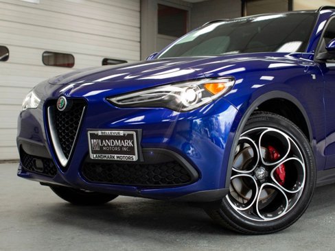 Used 2022 Alfa Romeo Stelvio Ti image 15