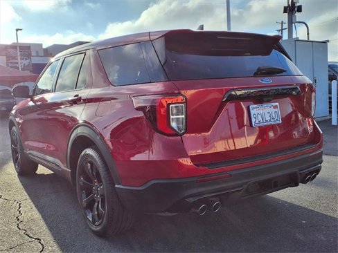 Certified 2022 Ford Explorer ST w/ Equipment Group 401A image 3