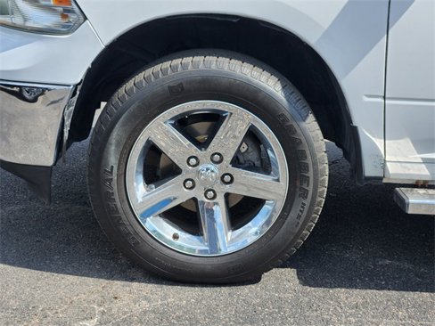 Used 2021 RAM 1500 Tradesman w/ Chrome Appearance Group image 18