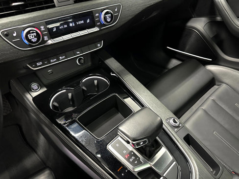 Used 2022 Audi A4 2.0T Premium Plus image 13