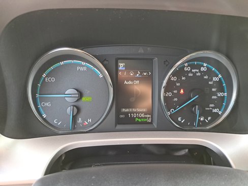 Used 2018 Toyota RAV4 XLE image 22