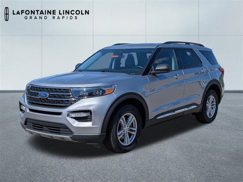 Used 2022 Ford Explorer XLT w/ Equipment Group 202A image 1