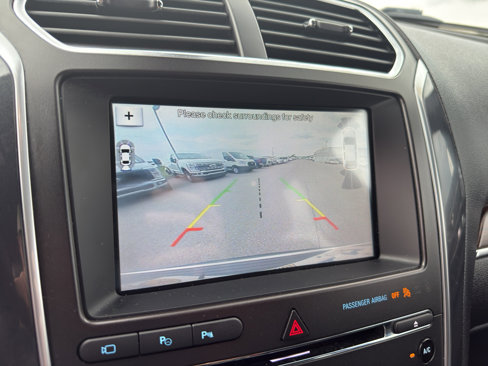 Certified 2018 Ford Explorer Limited w/ Equipment Group 301A image 20