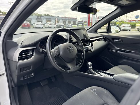 Used 2022 Toyota C-HR Nightshade image 4