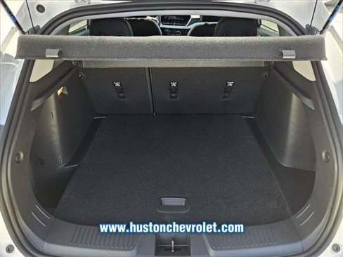 New 2025 Chevrolet Trax LT w/ Driver Confidence Package image 13