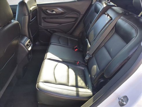 Used 2020 GMC Terrain SLT image 19