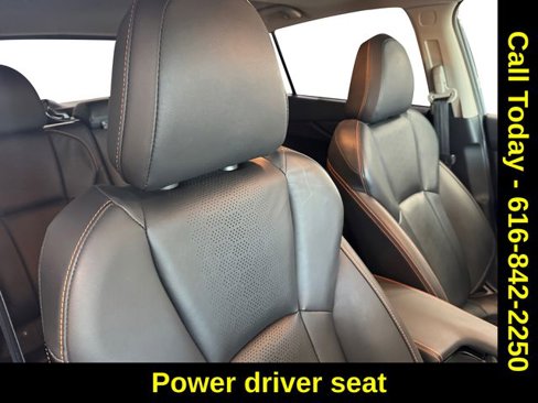 Used 2019 Subaru Crosstrek 2.0i Limited w/ Moonroof Package w/Navigation image 7