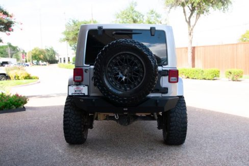 Used 2014 Jeep Wrangler Sahara image 9