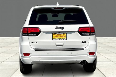 Used 2020 Jeep Grand Cherokee Altitude image 5