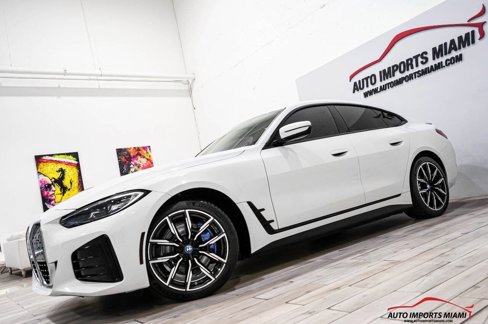 Used 2022 BMW i4 eDrive40 w/ M Sport Package image 8