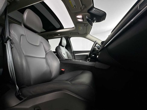 Certified 2024 Volvo XC90 B5 Core image 28