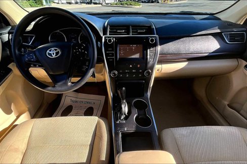 Used 2016 Toyota Camry LE image 15