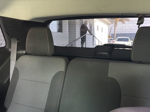 Used 2018 Chevrolet Traverse LT image 31