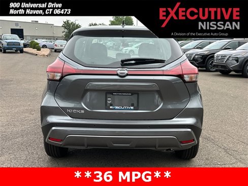 New 2025 Nissan Kicks Play S image 3