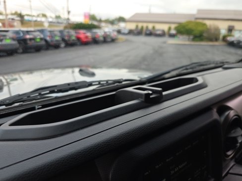 Used 2019 Jeep Wrangler Unlimited Sport S image 21
